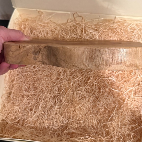 Rustic Live Edge Wood Cheese Board & Knife Set EUC - Picture 4 of 7